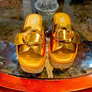 FRANCO HODA PLATFORM SLIDE SANDAL (NWOT)